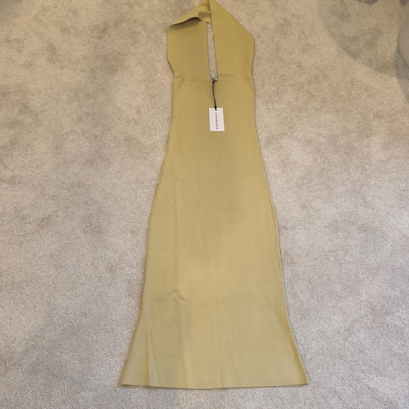 WeWoreWhat Dresses & Skirts - NWT WeWoreWhat Viscose Nylon Halter Neck Midi Dress in Tan Size S